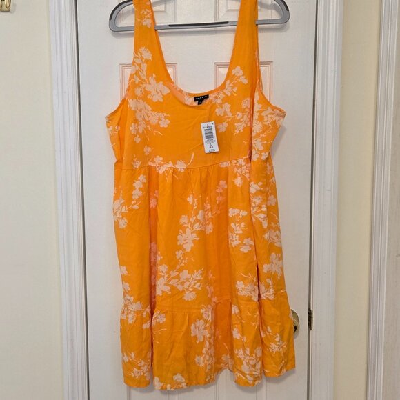 NWT Torrid yellow floral tiered tank dress - Size 2 - Picture 2 of 6